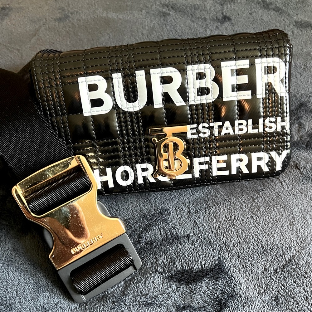 SOLD ❌❌❌Burberry Black Quilted Crossbody Bag with Logo